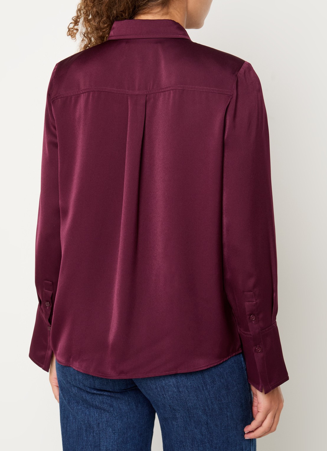ba&sh Canoli blouse van satijn met klepzakken - achterkant bordeauxrood