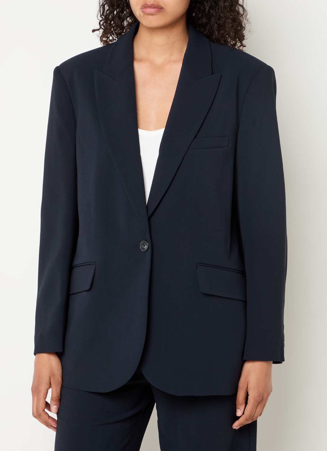 ba&sh Cetty blazer met klepzakken - detail donkerblauw