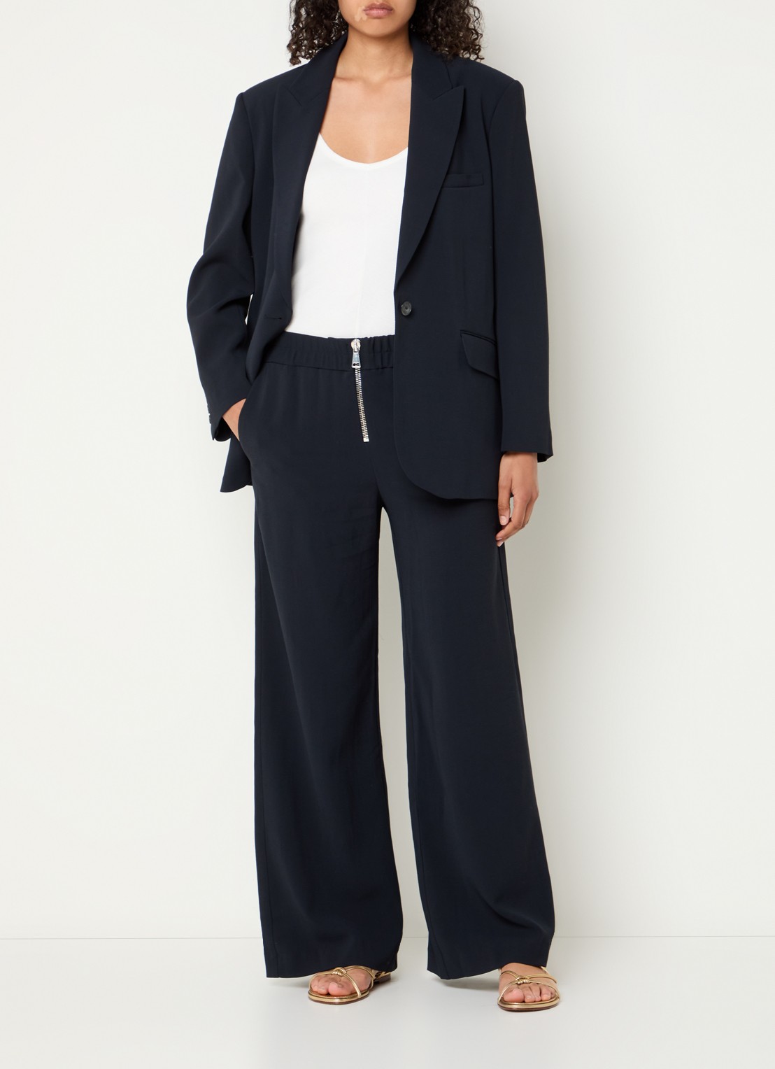 ba&sh Cetty blazer met klepzakken - voorkant 3 donkerblauw