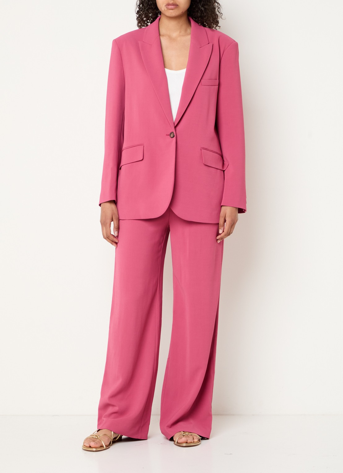 ba&sh Cetty blazer met klepzakken - voorkant 4 donkerroze