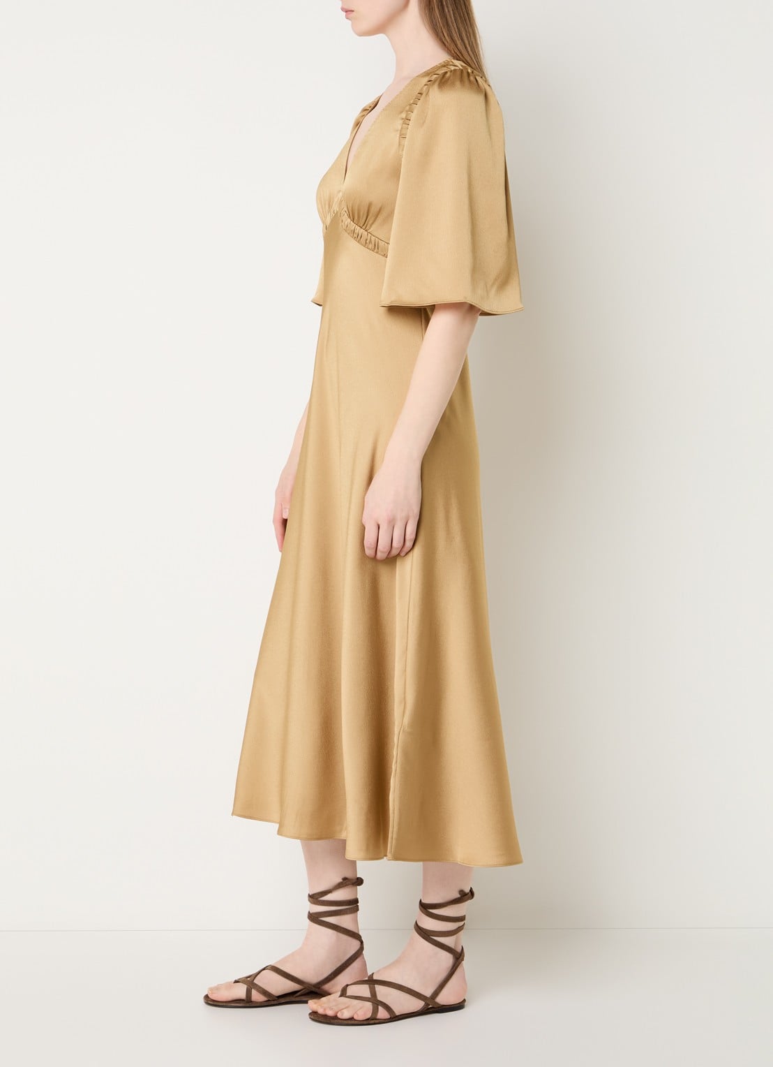 ba&sh Charlotte midi jurk met V-hals - voorkant 2 camel