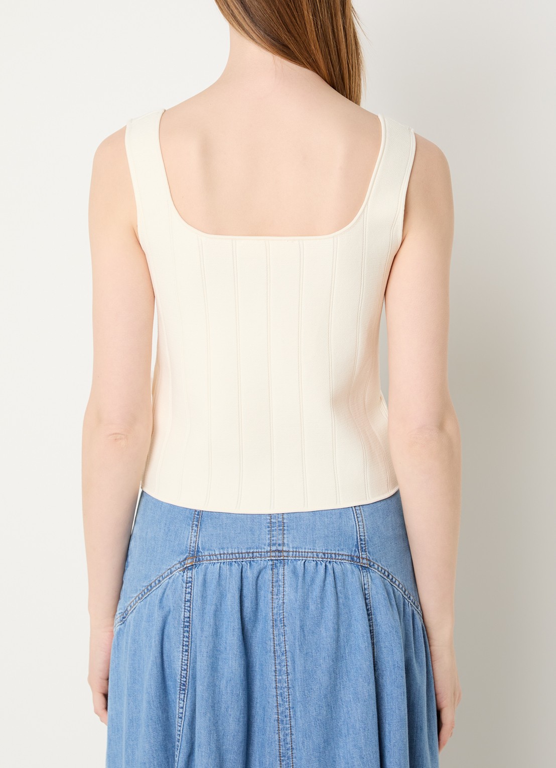 ba&sh Chila tanktop met stretch - achterkant ivoor