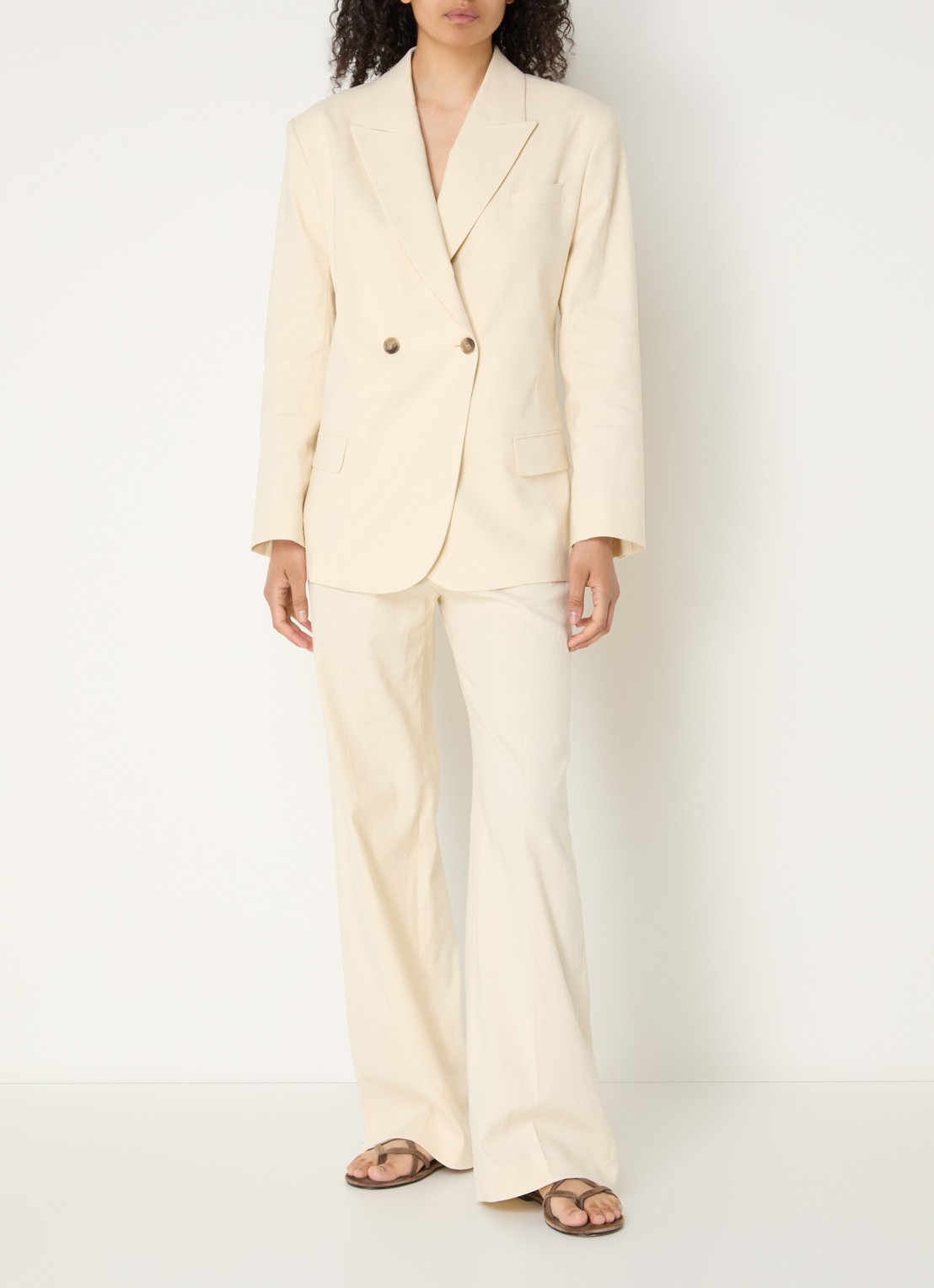ba&sh Clay getailleerde blazer met klepzakken - voorkant 3 vanillegeel