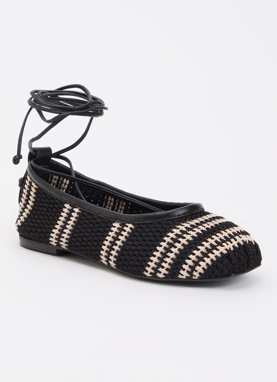 ba&sh Coelia ballerina met gebreid bovenwerk - voorkant zwart