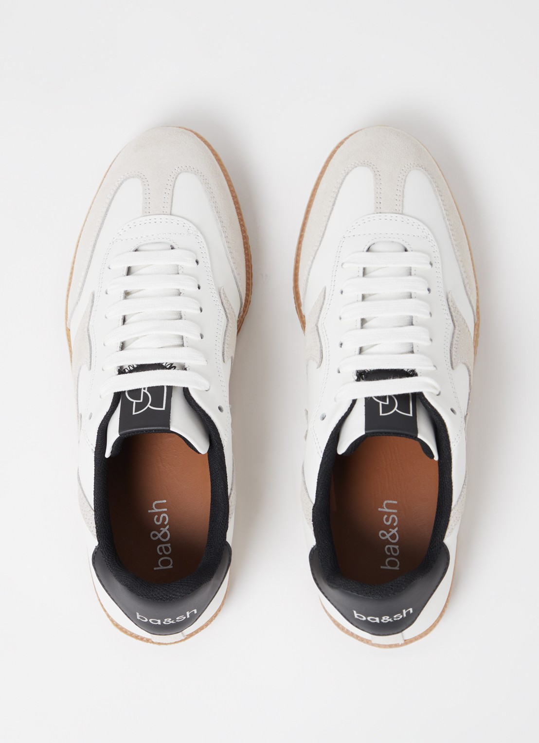 ba&sh Crew sneaker van leer met suède details - detail 4 gebroken wit