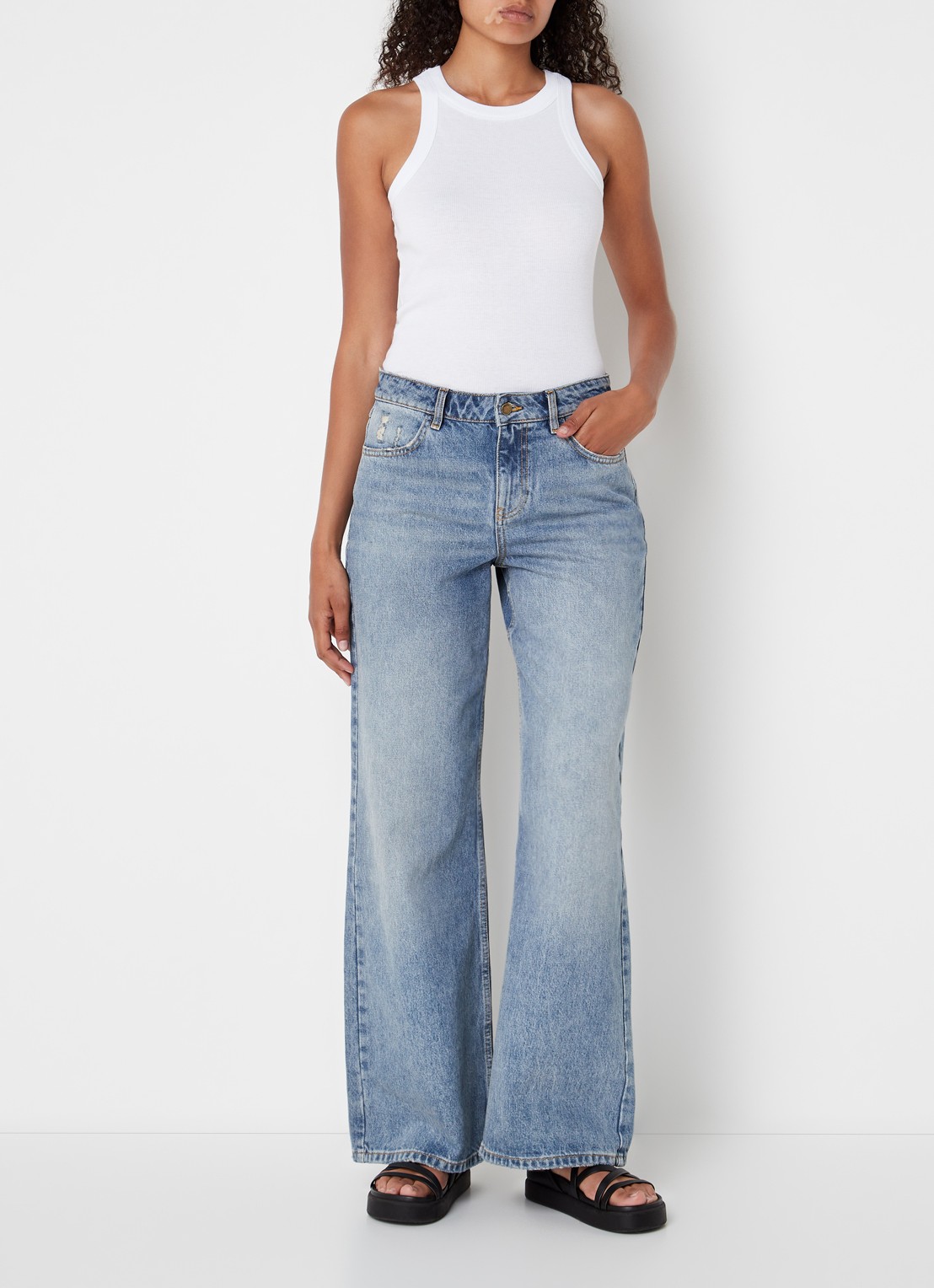 Ba&sh Cynda tanktop met ribstructuur - voorkant 2 wit