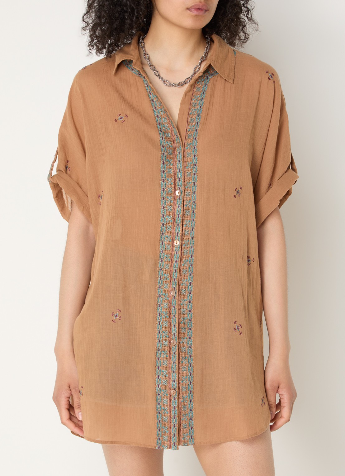 ba&sh Daela mini blousejurk met borduring - detail 4 camel