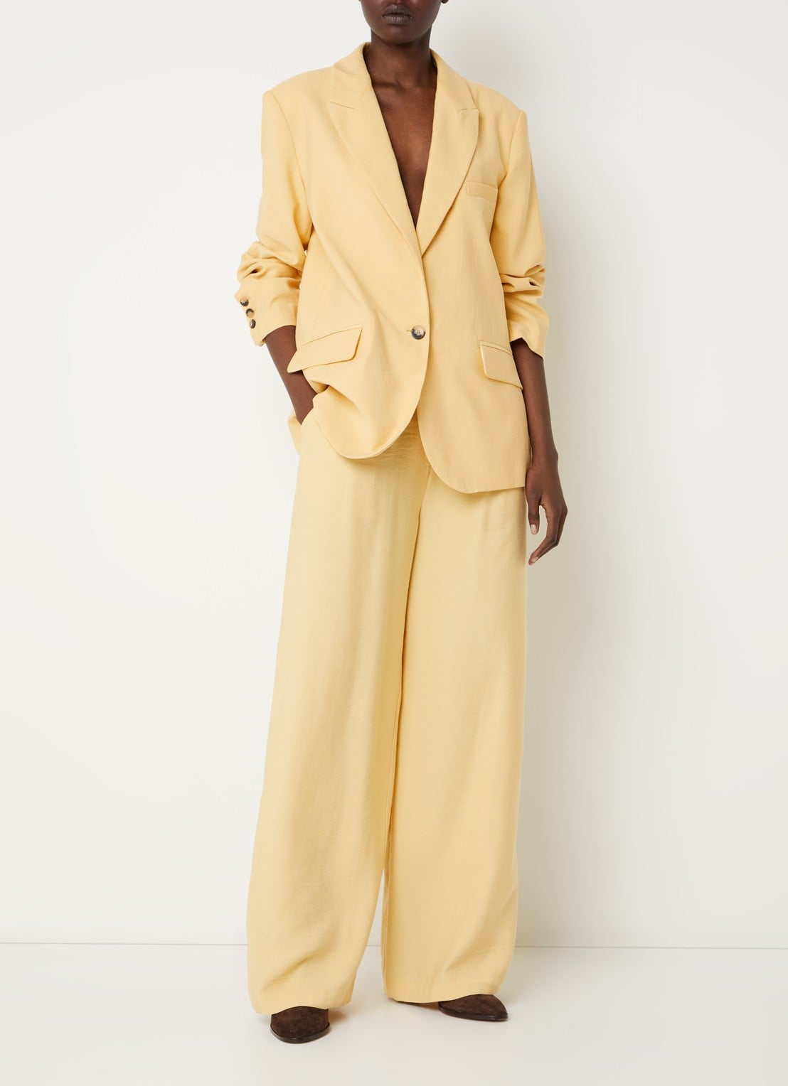 ba&sh Dalena blazer met klepzakken - voorkant 2 geel