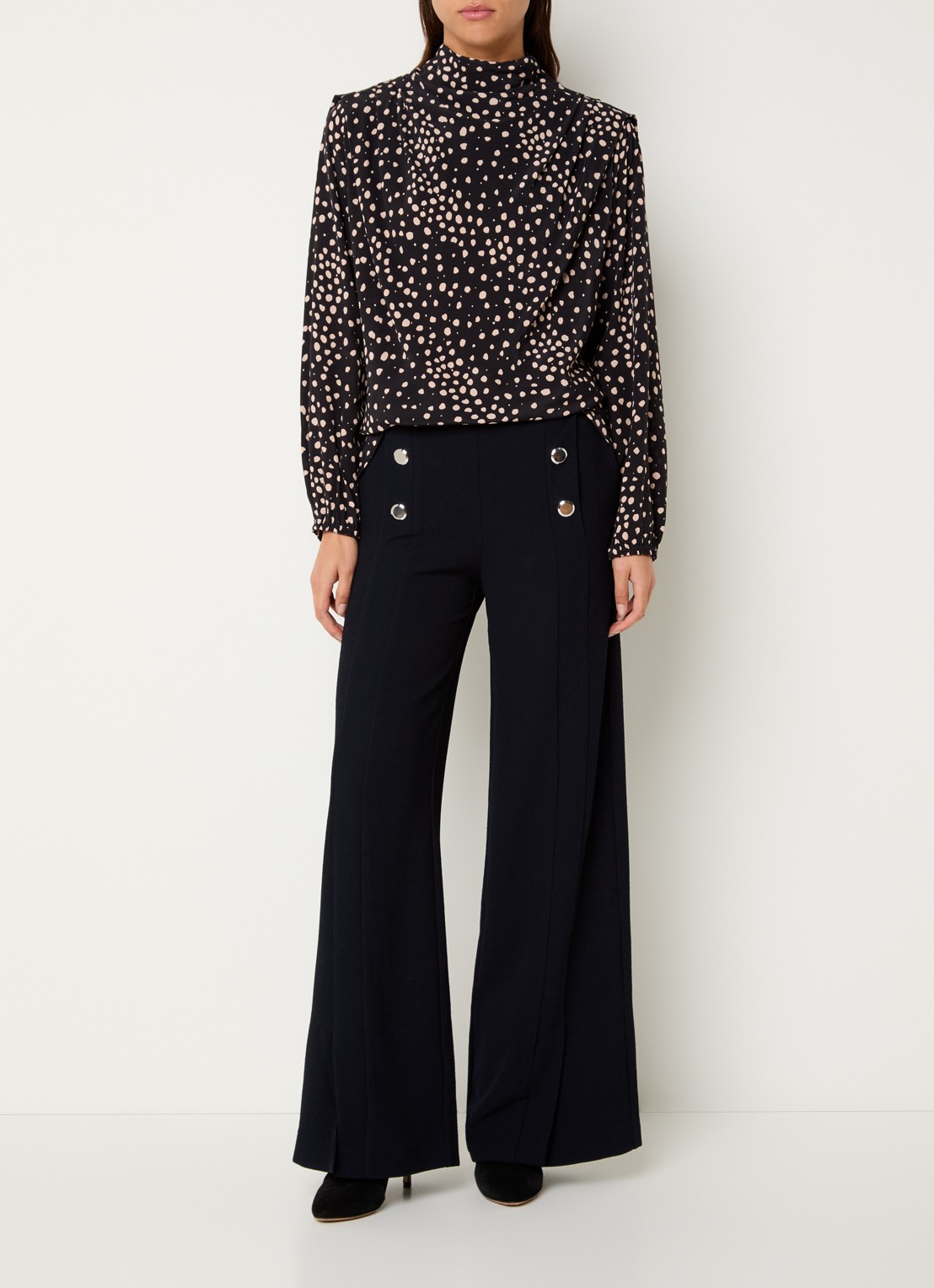 ba&sh Delphine top met stippenprint en asymmetrisch detail - voorkant 3 zwart