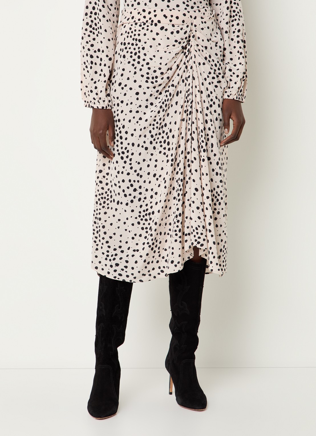 ba&sh Dopera midi rok met stippenprint en asymmetrisch detail - detail gebroken wit