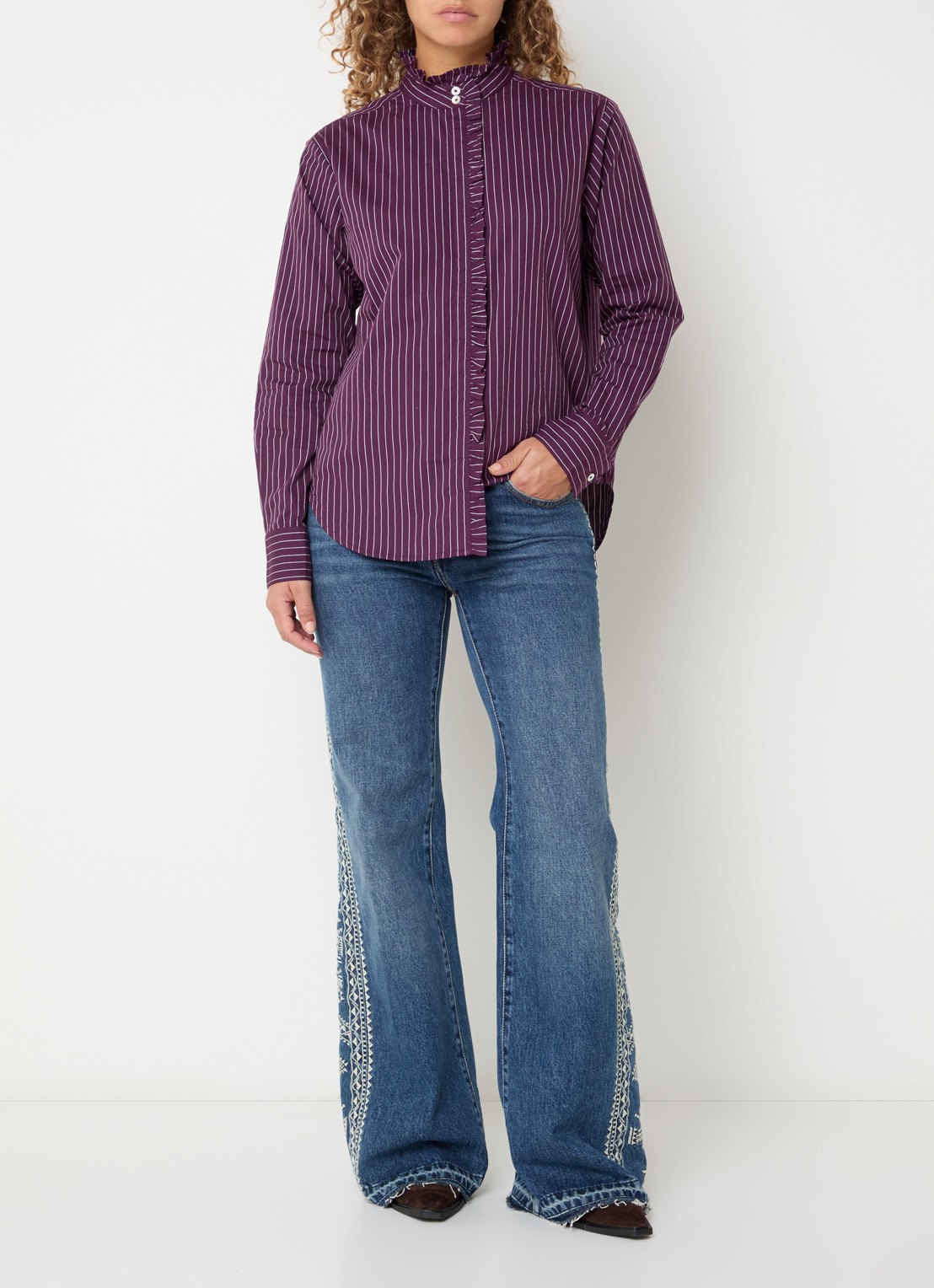 ba&sh Elvire blouse met opstaande kraag - voorkant 2 cranberryrood