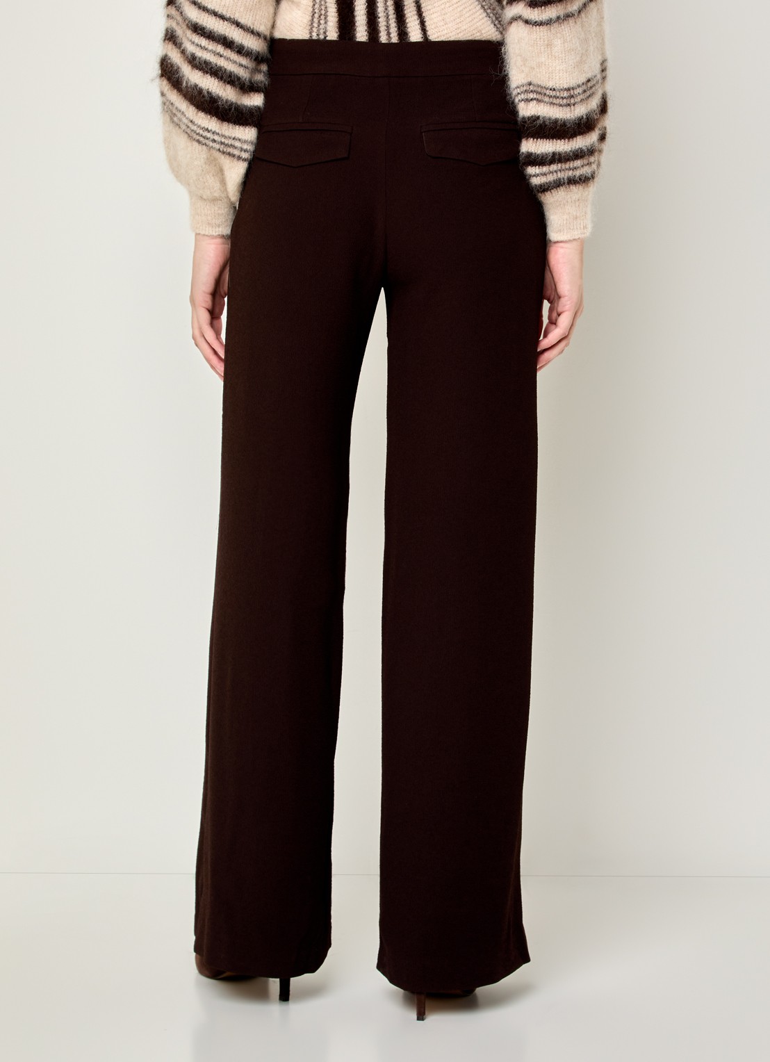 ba&sh Falcon high waist wide fit pantalon met split en sierknopen - achterkant donkerbruin
