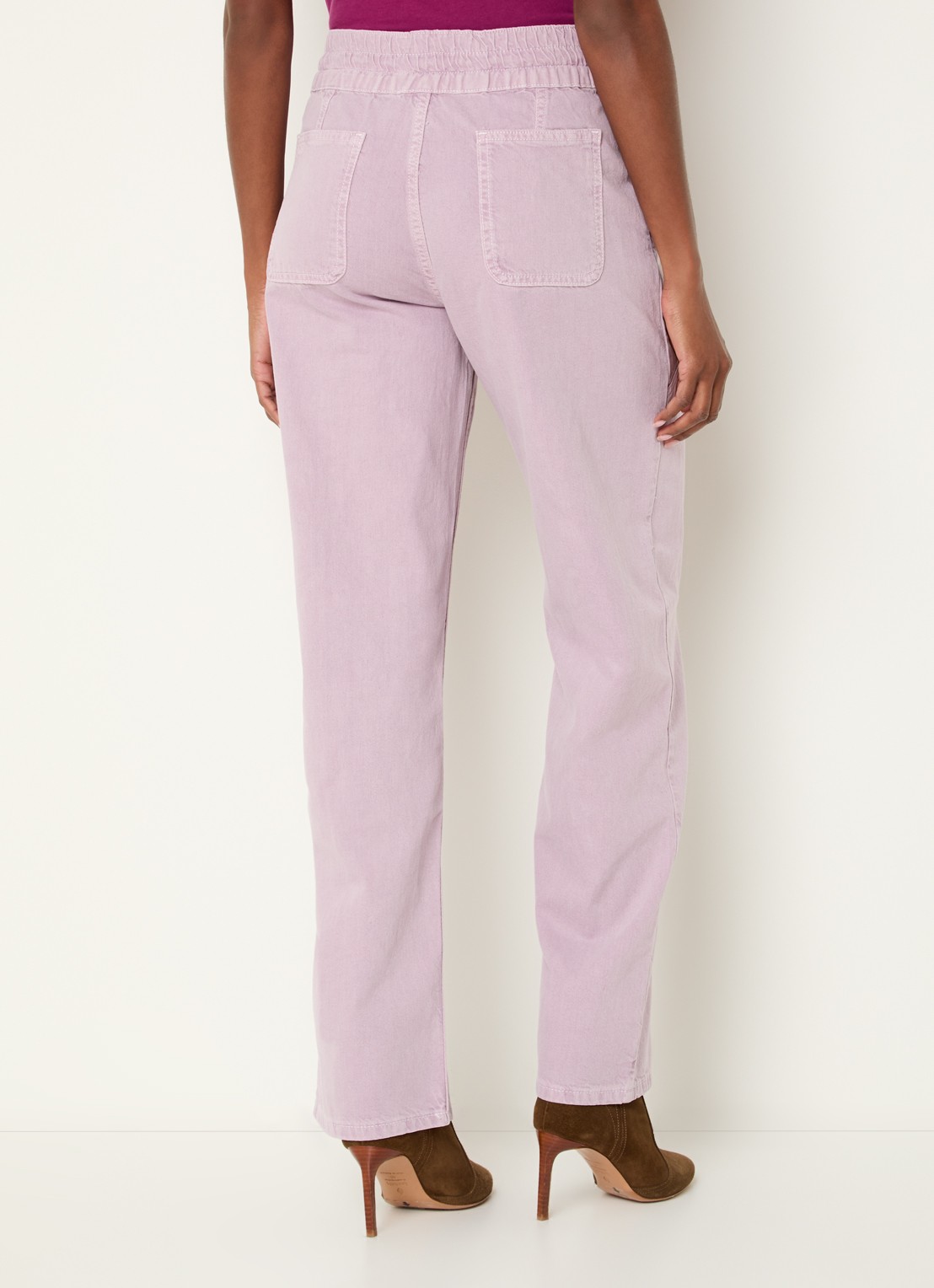 ba&sh Fima high waist straight leg broek met steekzakken - achterkant lichtpaars