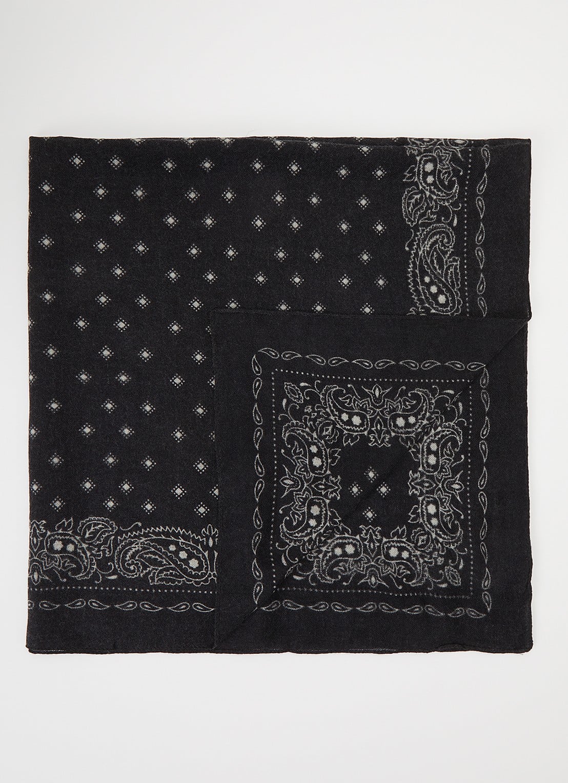 ba&sh Foulard sjaal in zijdeblend met paisley dessin 85 x 85 cm - voorkant 3 antraciet