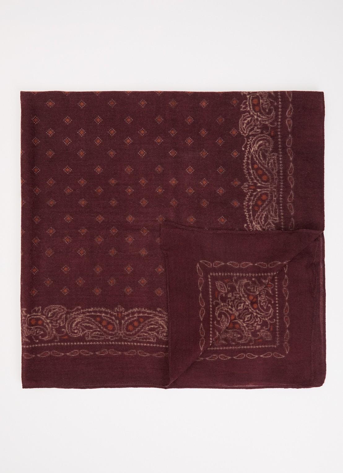 ba&sh Foulard sjaal in zijdeblend met paisley dessin 85 x 85 cm - voorkant bordeauxrood