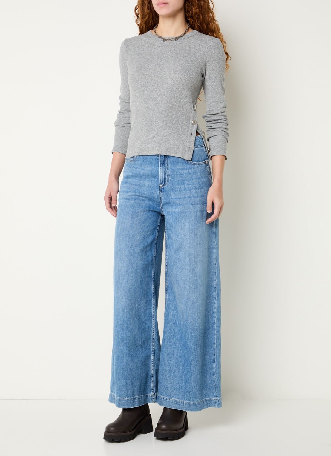 ba&sh Giulia longsleeve met knoopdetail - voorkant 3 grijs