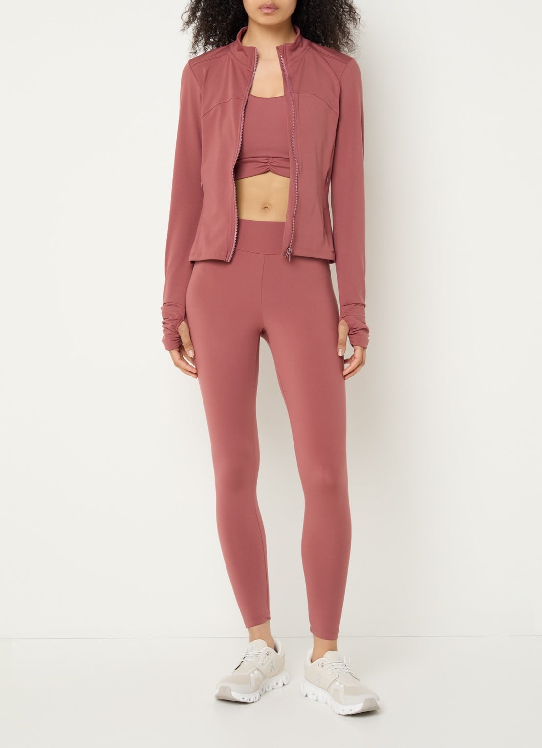 ba&sh Gladys sweatvest met ritszakken - voorkant 4 donkerroze