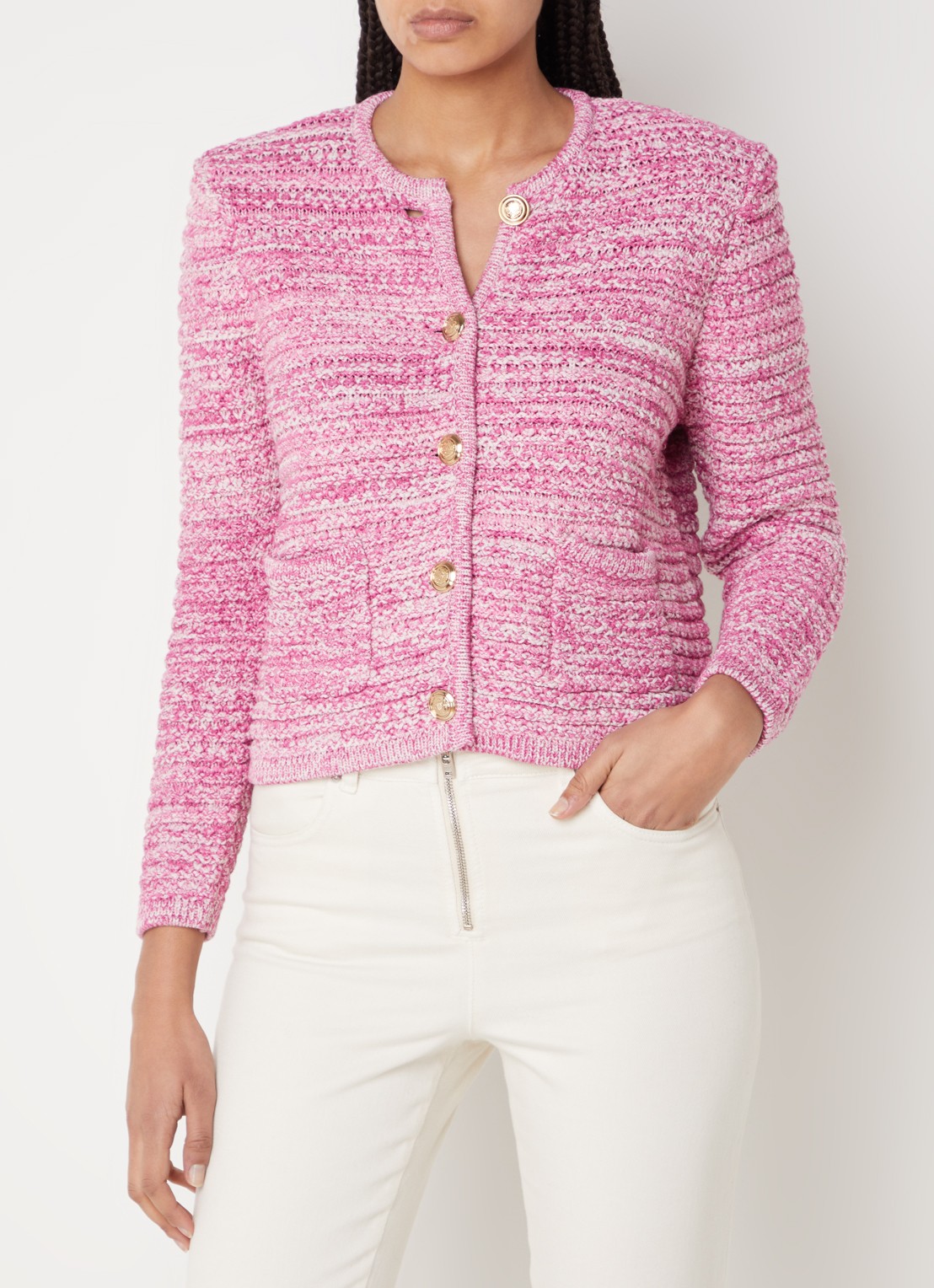 ba&sh Guspa grofgebreid vest met opgestikte zakken - detail 2 roze