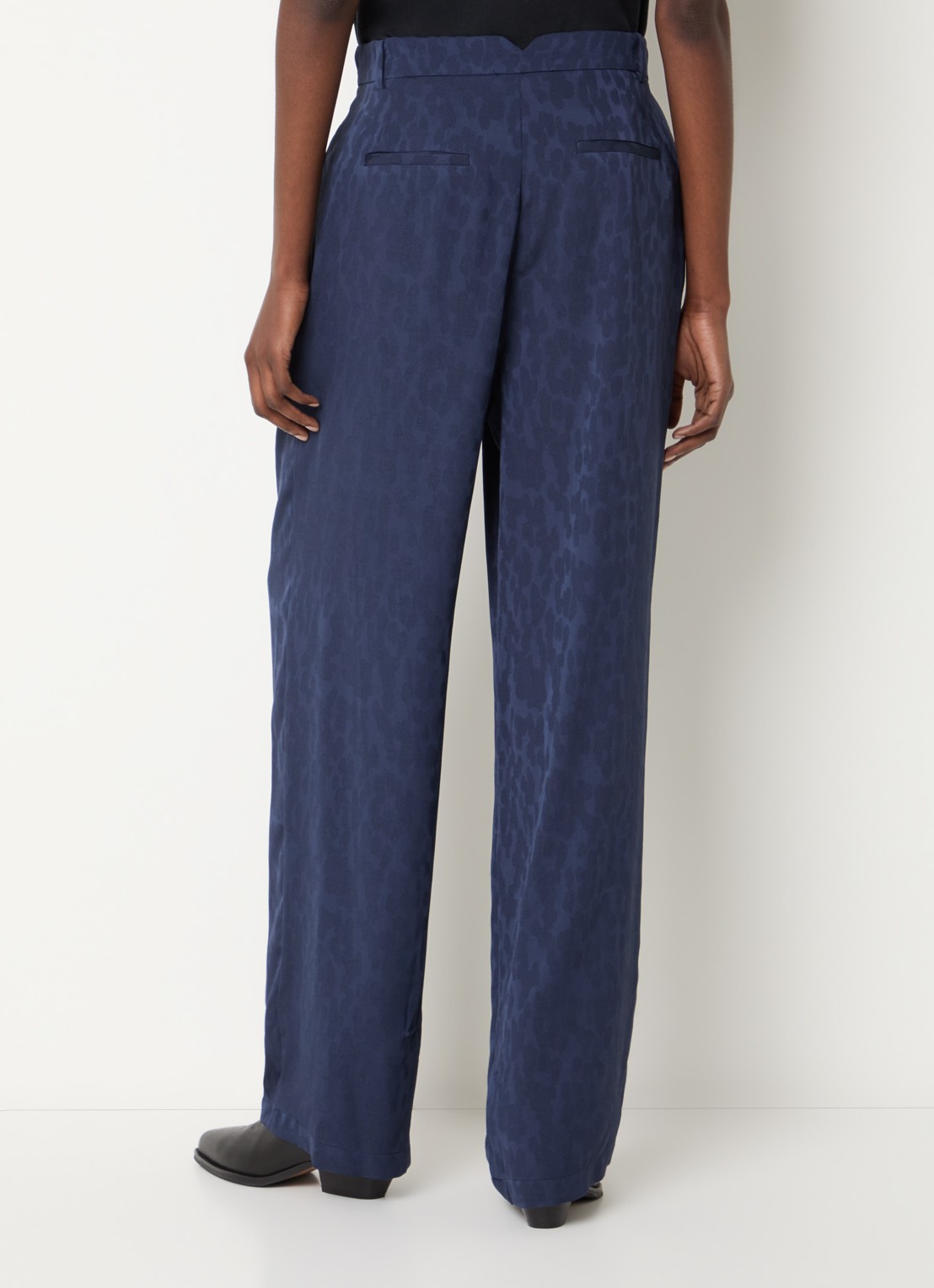 ba&sh Heloy high waist loose fit pantalon met dierenprint - achterkant donkerblauw