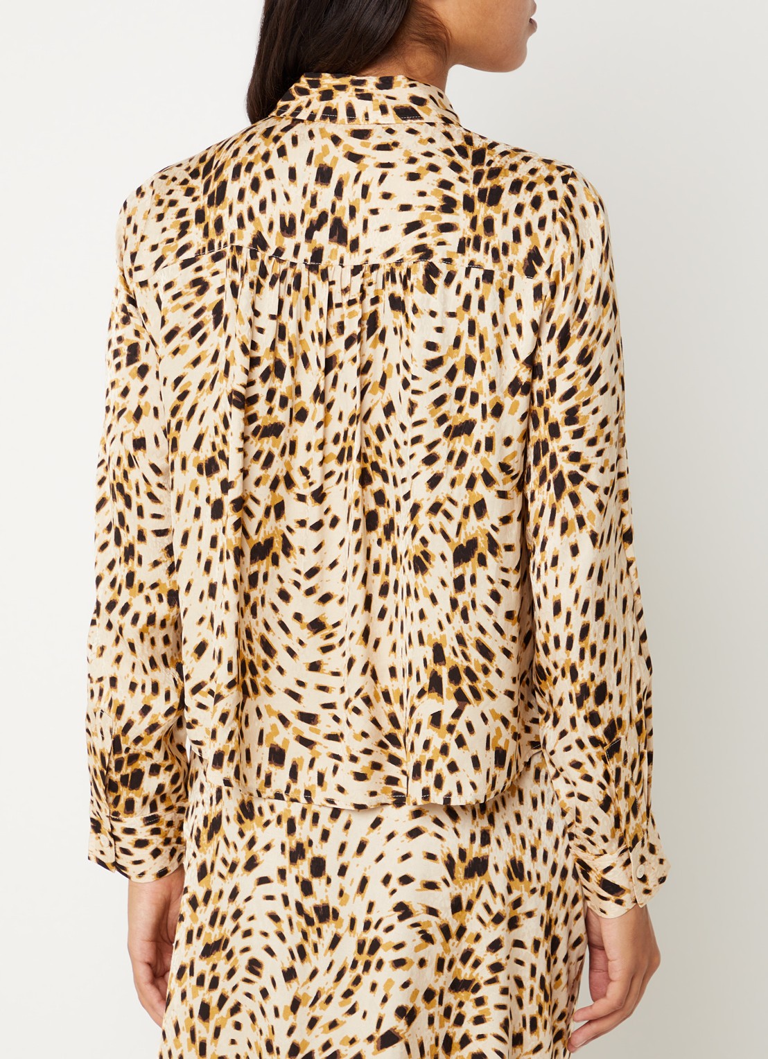 ba&sh Hony blouse met dierenprint - achterkant 2 gebroken wit