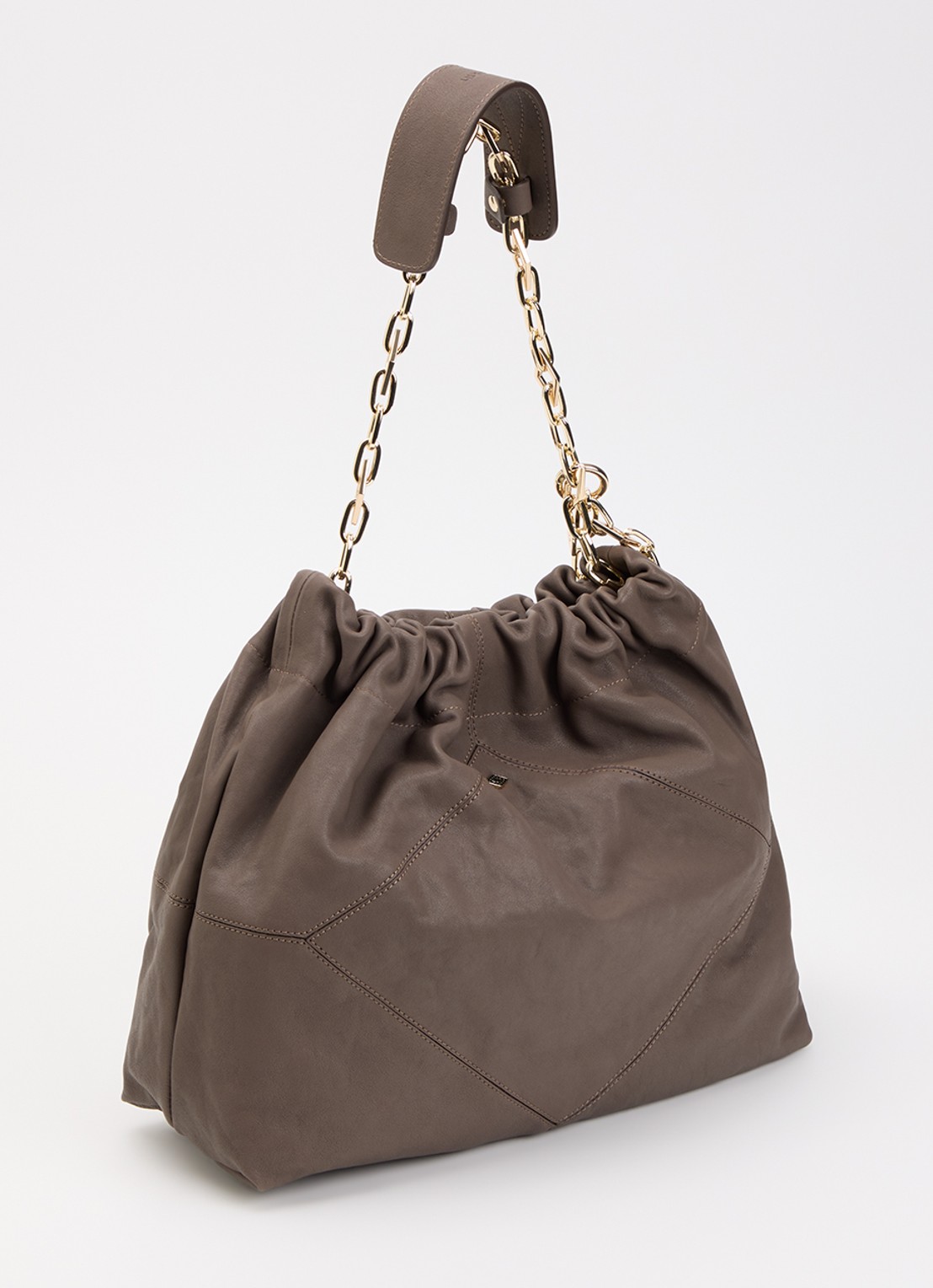 ba&sh June schoudertas van lamsleer - achterkant 5 taupe