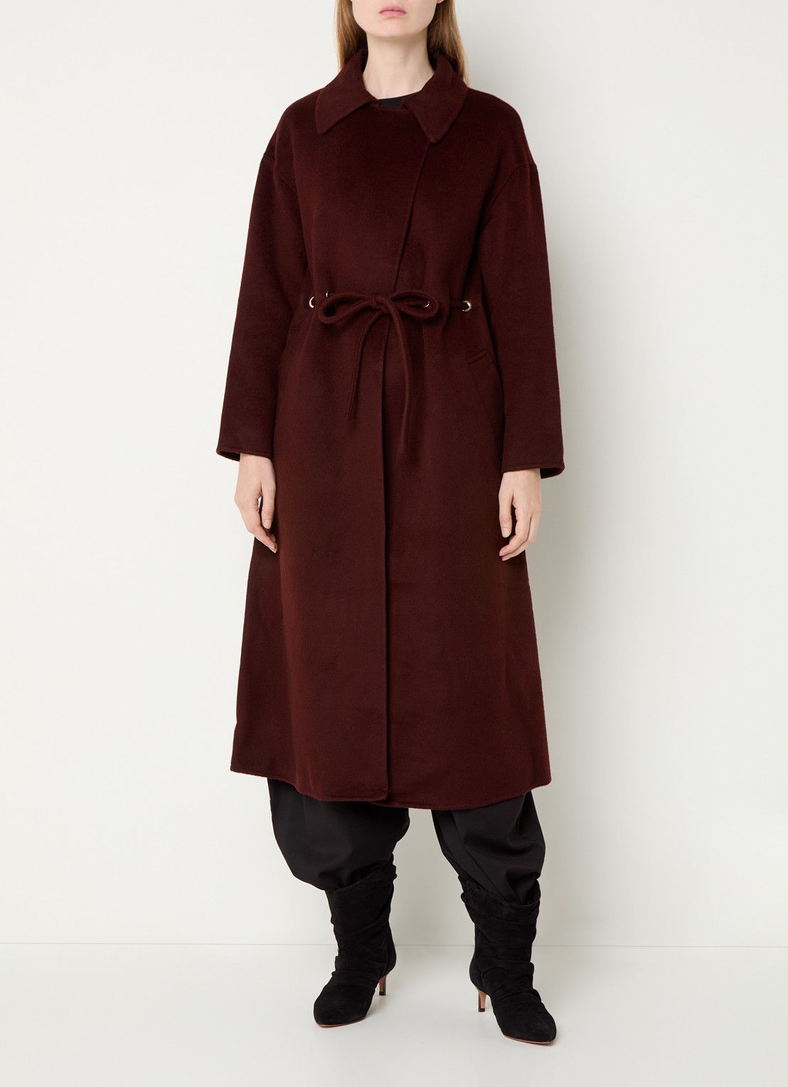 ba&sh Kate trenchcoat in wolblend met steekzakken  - detail donkerrood