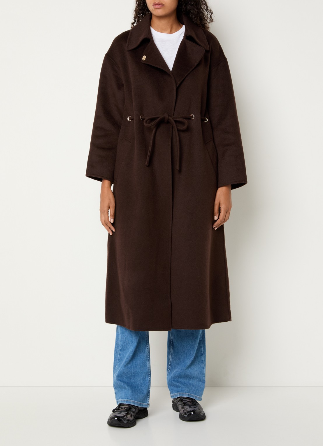 ba&sh Kate trenchcoat in wolblend - detail donkerbruin