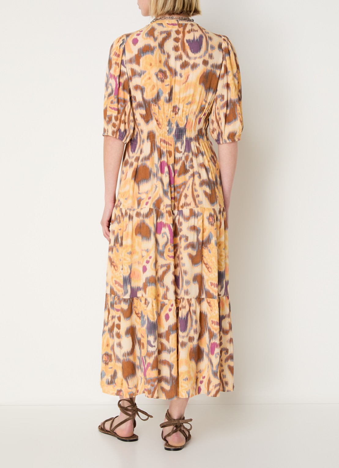 ba&sh Madelia midi jurk met print - achterkant 2 geel