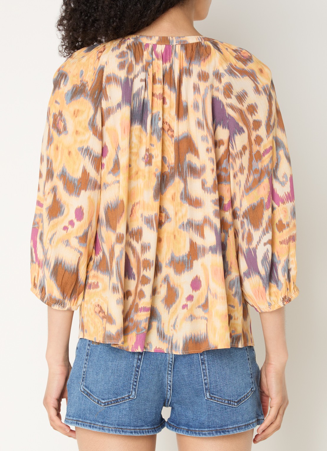 ba&sh Maelle blouse met print - achterkant 4 mosterd