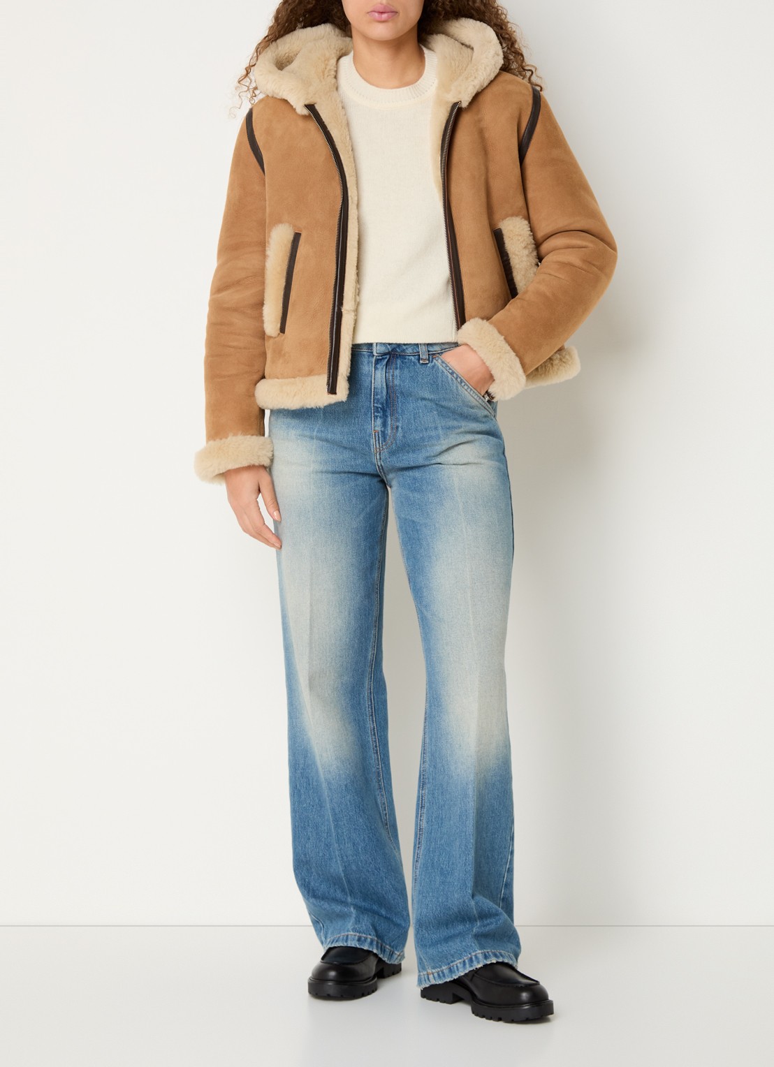 ba&sh Maxou lammy coat van schapenleer met steekzakken - voorkant 2 camel