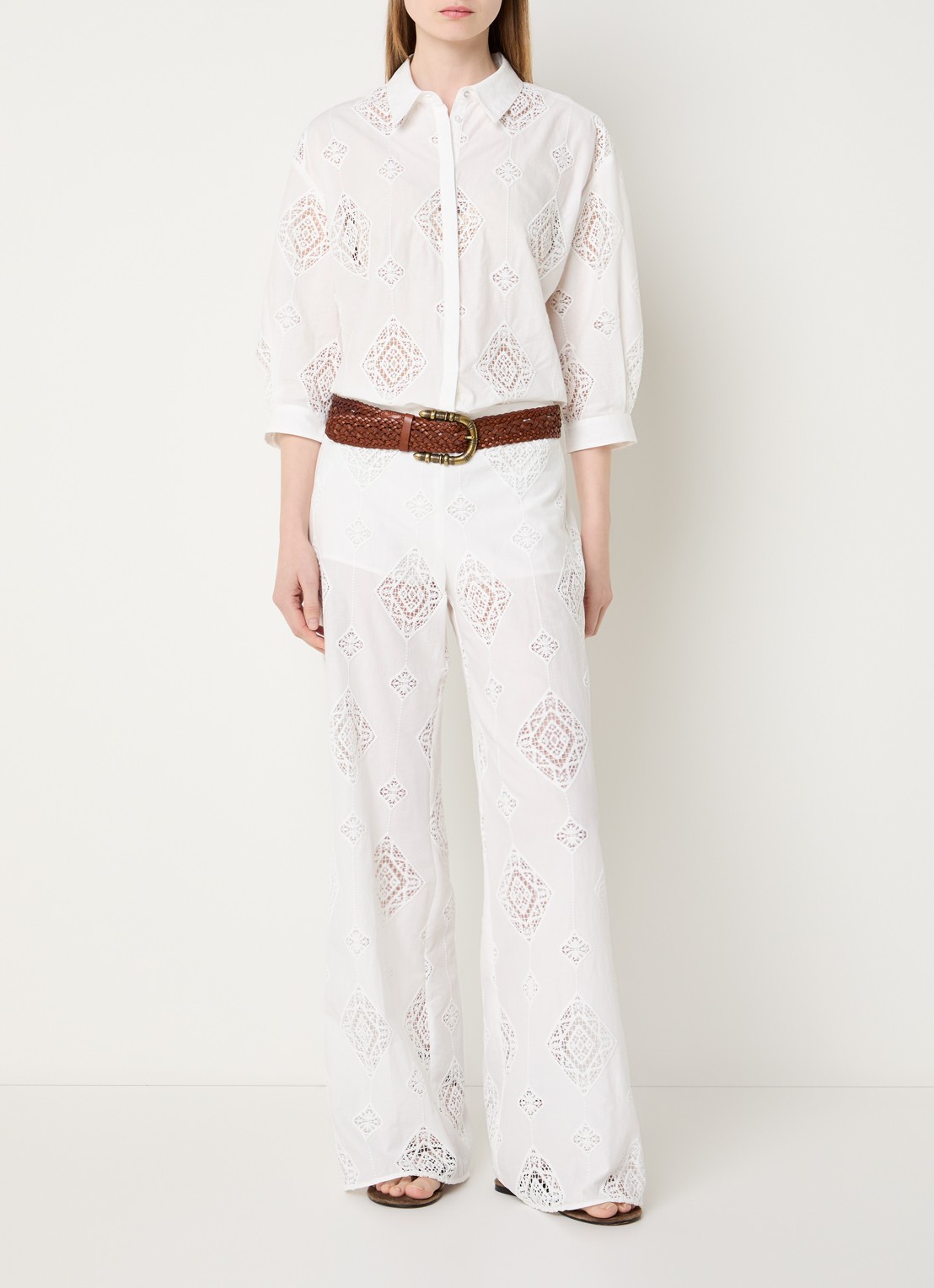ba&sh Muriel blouse met broderie - voorkant 2 gebroken wit