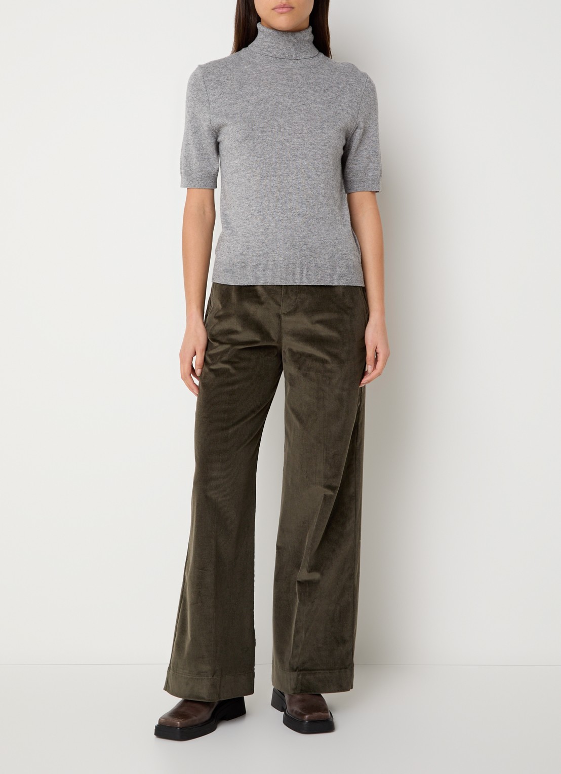 ba&sh Nali high waist wide fit broek van corduroy met steekzakken - voorkant 3 bronsgroen