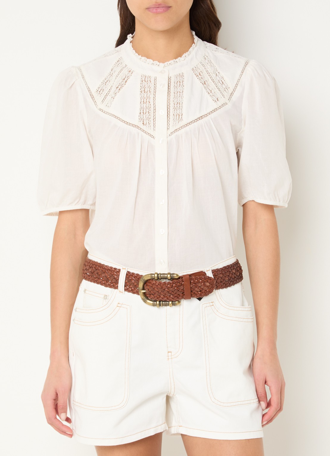 ba&sh Nella blouse met broderie en pofmouw - detail 4 gebroken wit