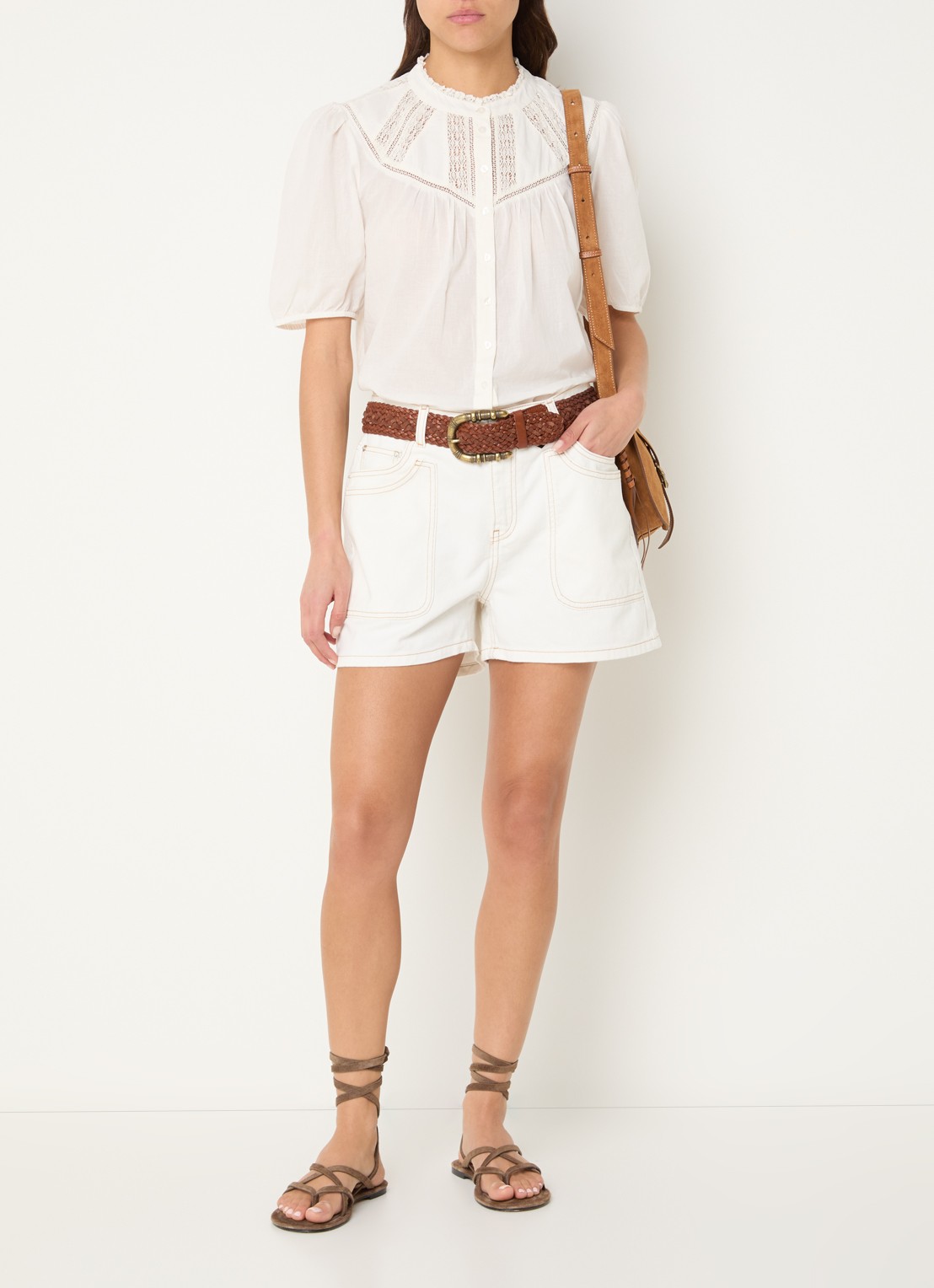 ba&sh Nella blouse met broderie en pofmouw - voorkant 3 gebroken wit