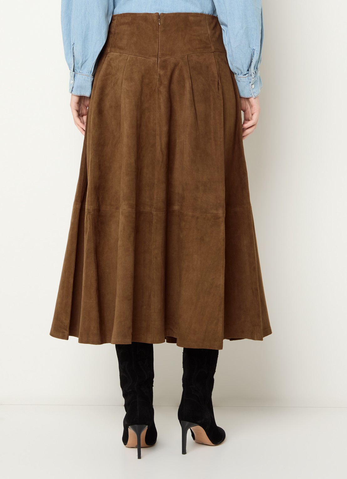 ba&sh Nolly midi rok van geitensuède met steekzakken - achterkant 4 cognac