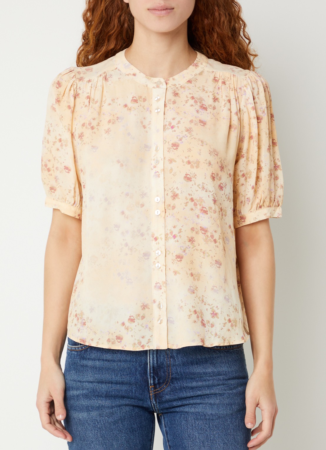 ba&sh Novella blouse met bloemenprint  - detail 4 vanillegeel