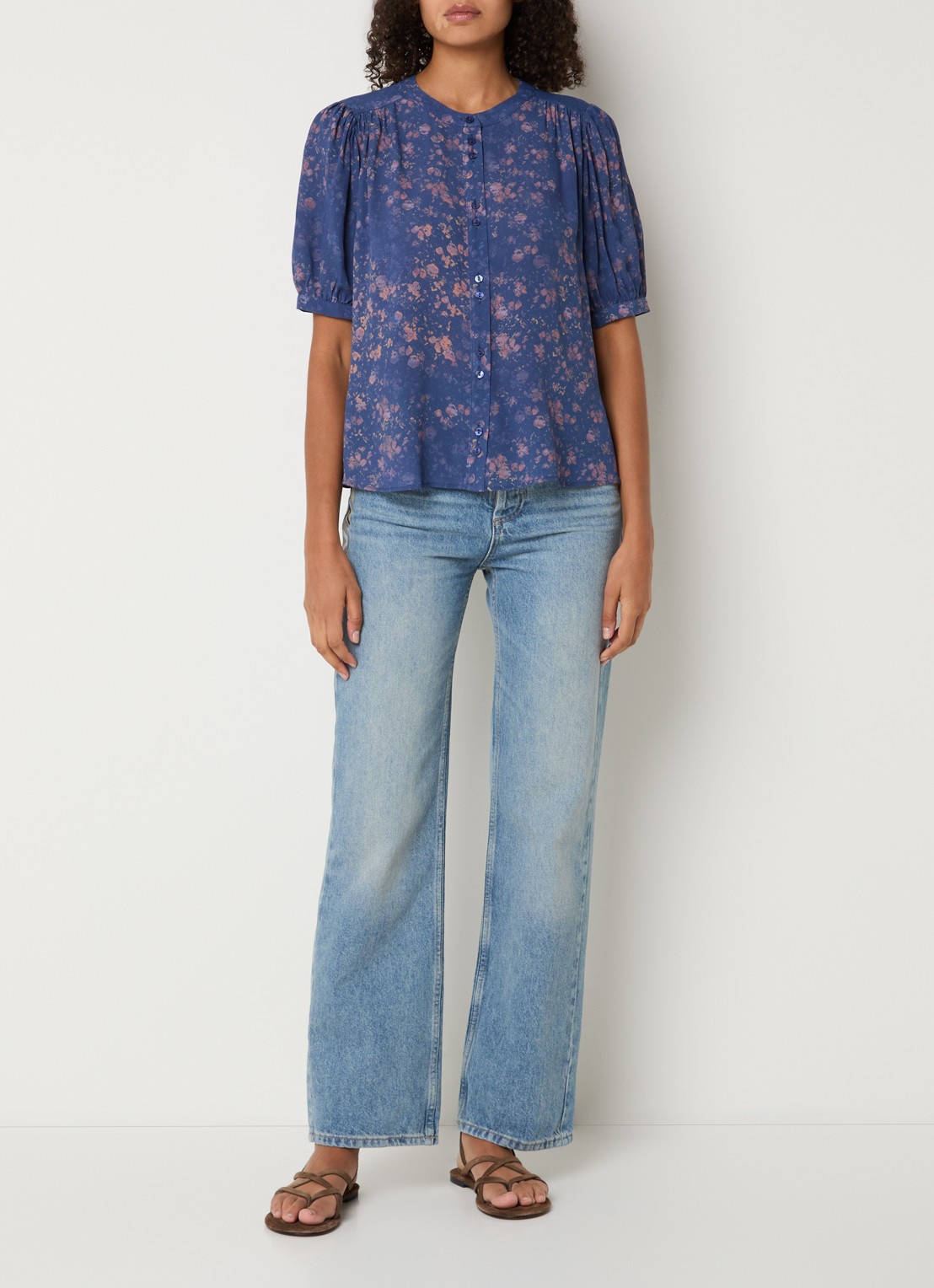 ba&sh Novella blouse met bloemenprint  - voorkant 2 royalblauw