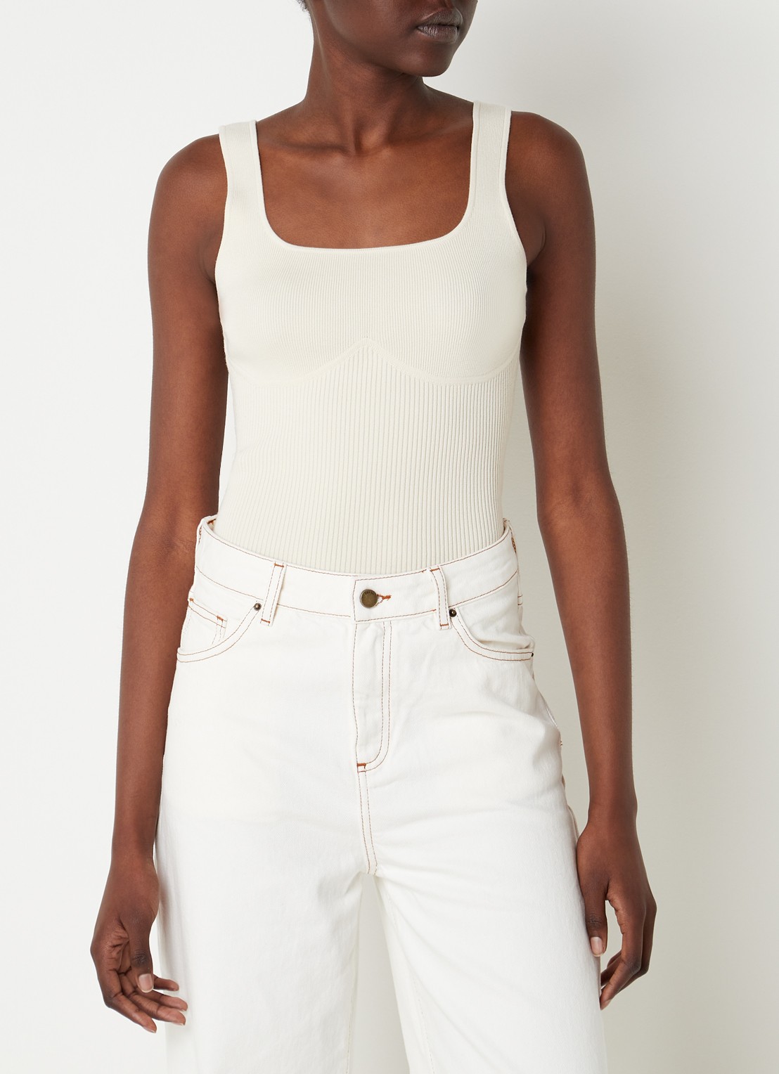 Ba&sh Oxmo fijngebreide tanktop met ribstructuur - detail 4 gebroken wit