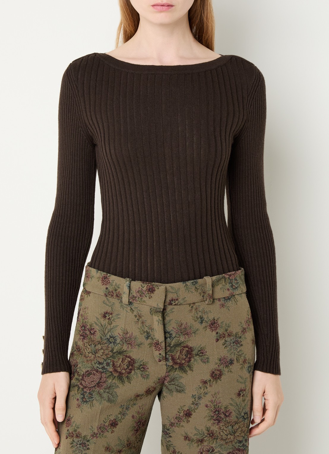 ba&sh Palma ribgebreide pullover in wolblend met boothals - detail 4 chocoladebruin