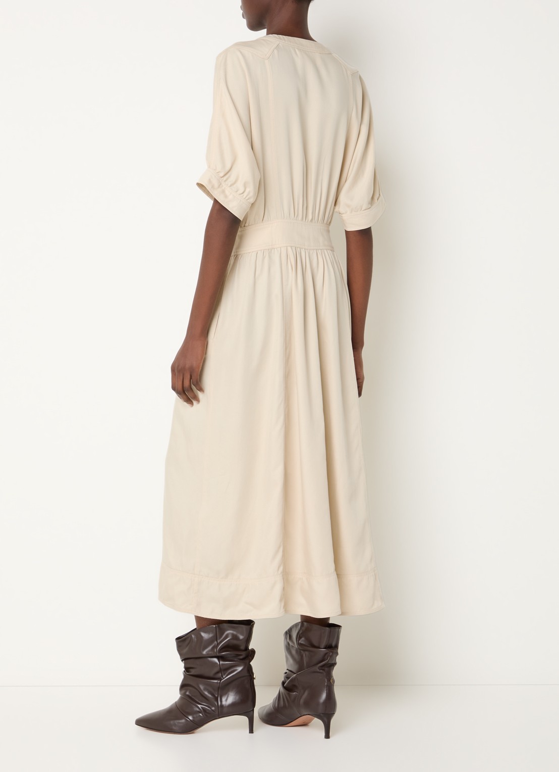 ba&sh Parisa maxi jurk met steekzakken - achterkant 4 beige