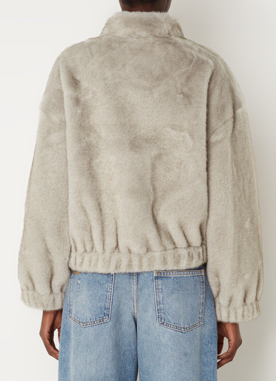 ba&sh Paros oversized bomberjack van imitatiebont met steekzakken - achterkant 3 creme