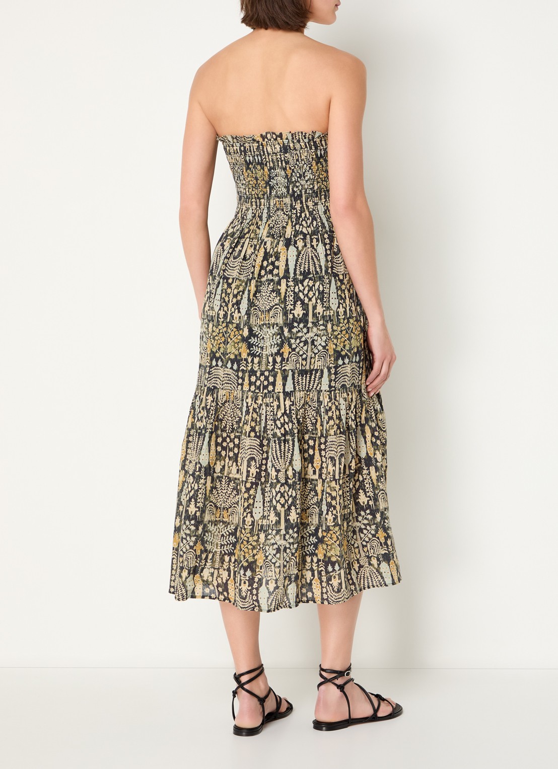 ba&sh Piala off shoulder midi jurk met bladprint en smockwerk - achterkant mosgroen