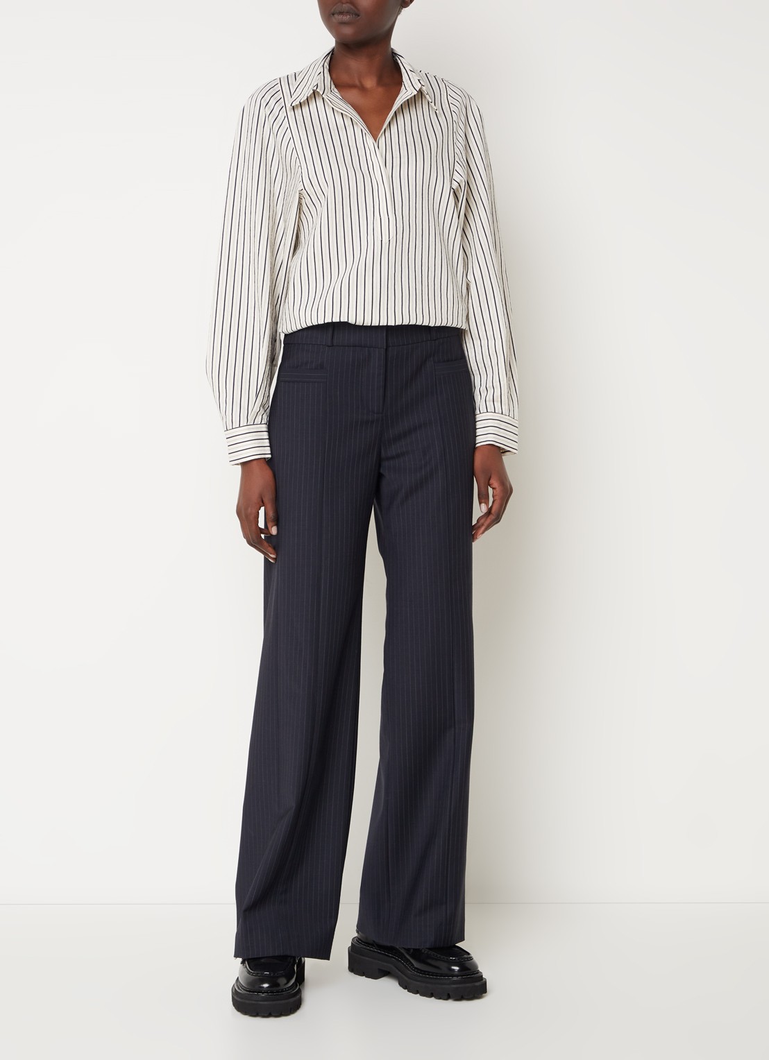 ba&sh Pistachio high waist wide fit pantalon in wolblend met krijtstreep - voorkant 5 donkerblauw