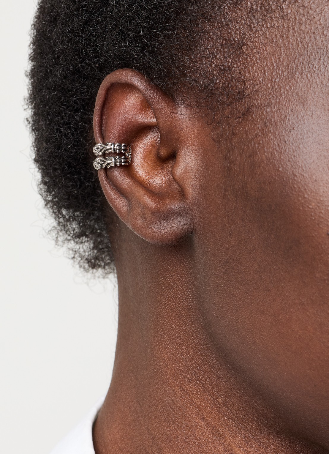 ba&sh Prune ear cuff van zilver - voorkant 3 zilver