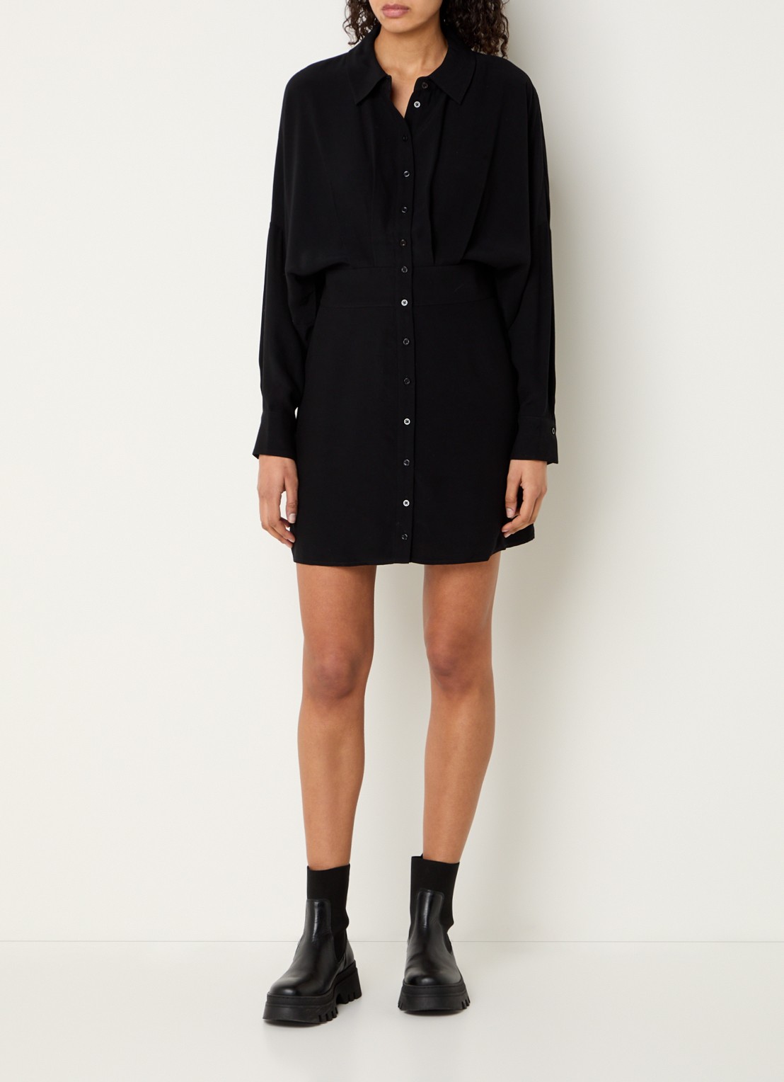 ba&sh Sayana mini blousejurk met vleermuismouw - voorkant 4 zwart