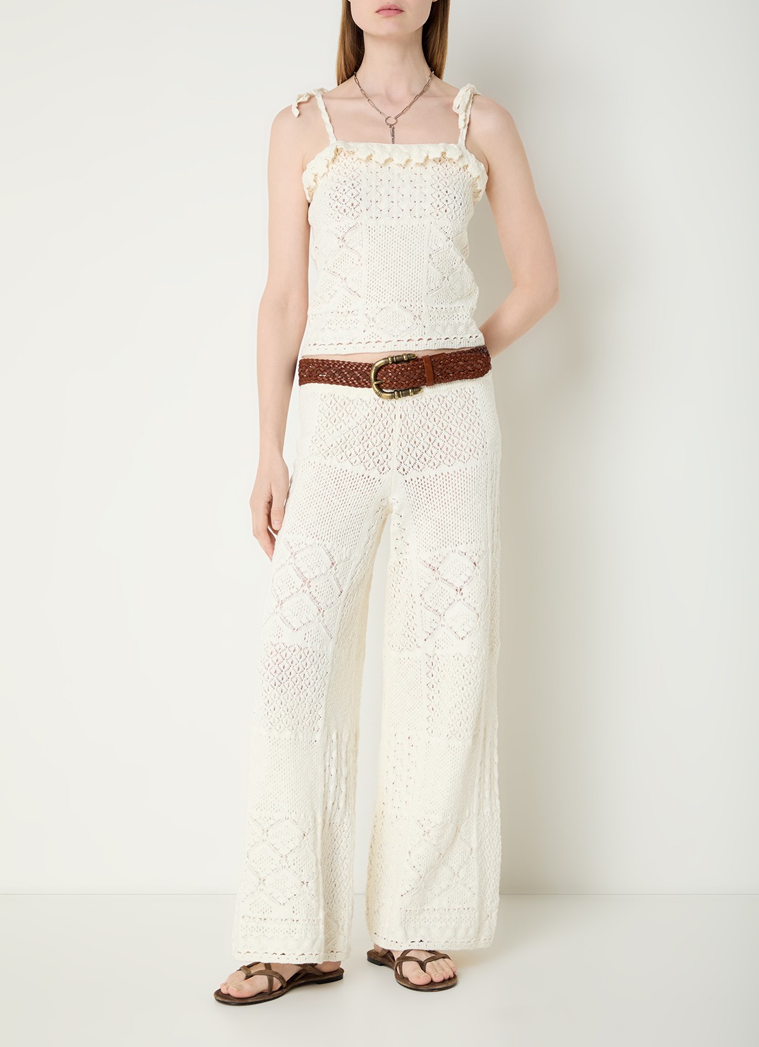 ba&sh Sela crop top met opengewerkt dessin - voorkant 3 gebroken wit