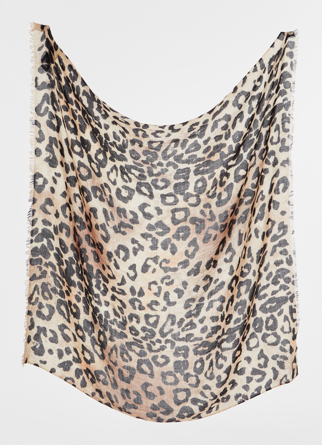 ba&sh Selene fijngebreide sjaal van scheerwol met panterprint 100 x 100 cm - detail 2 bruin
