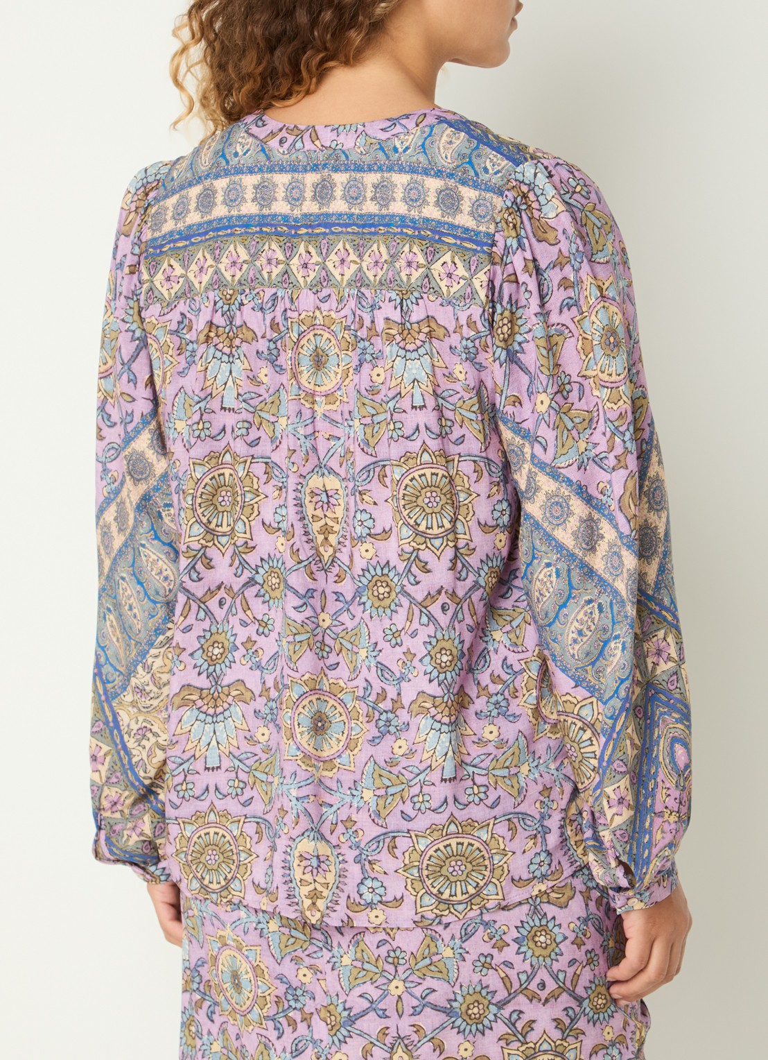 ba&sh Simi blouse met print - achterkant 2 paars