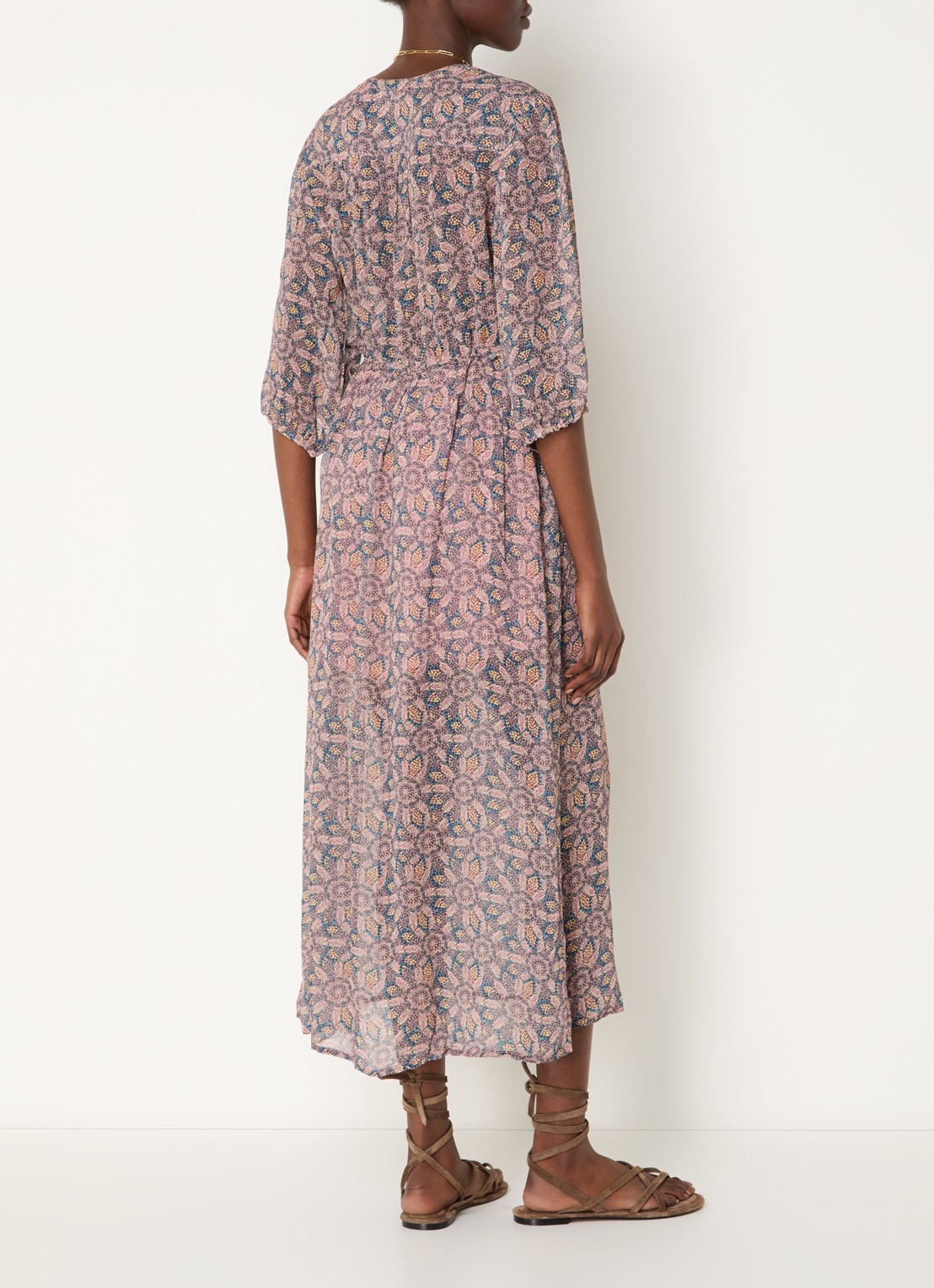 ba&sh Tizia maxi tuniekjurk met print - achterkant lichtroze