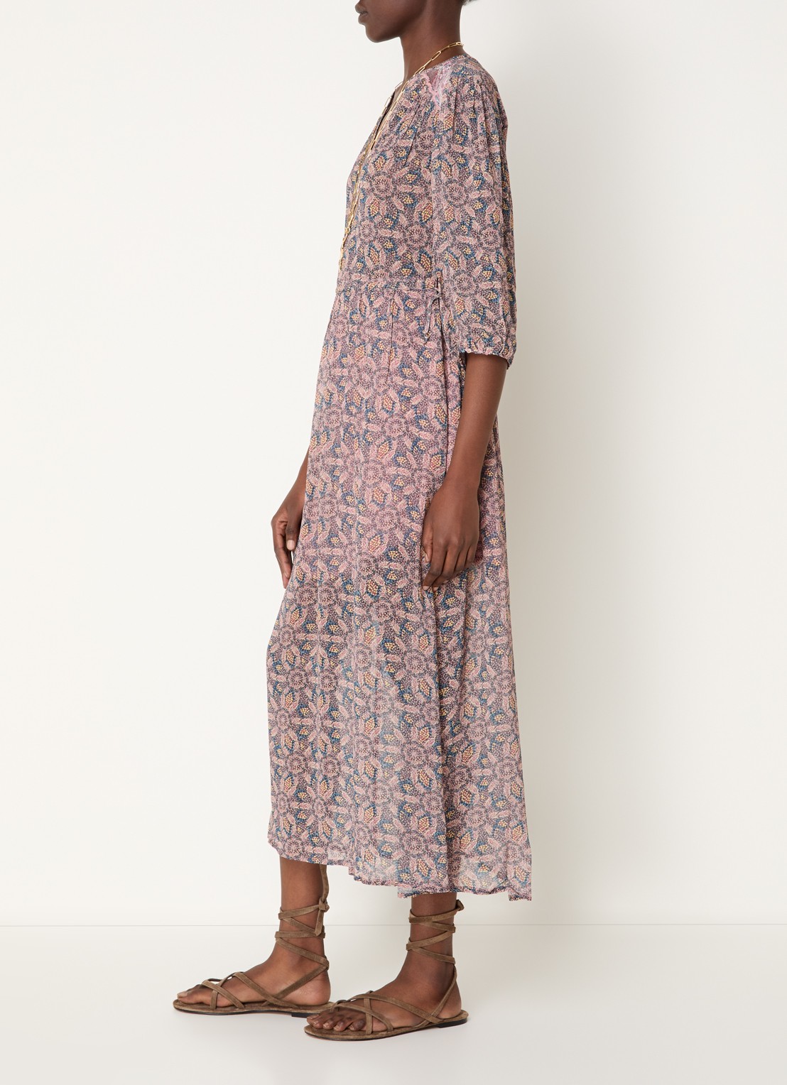 ba&sh Tizia maxi tuniekjurk met print - voorkant 4 lichtroze